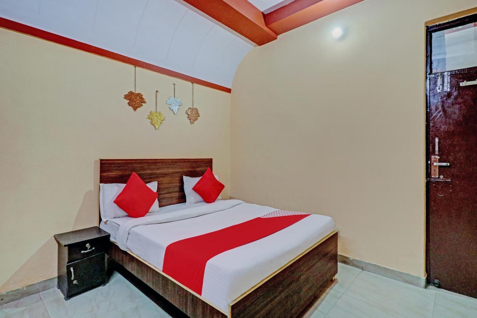 โอโย 73491 อาร์เจ วิลลา Hotel Indirapuram ภายนอก รูปภาพ