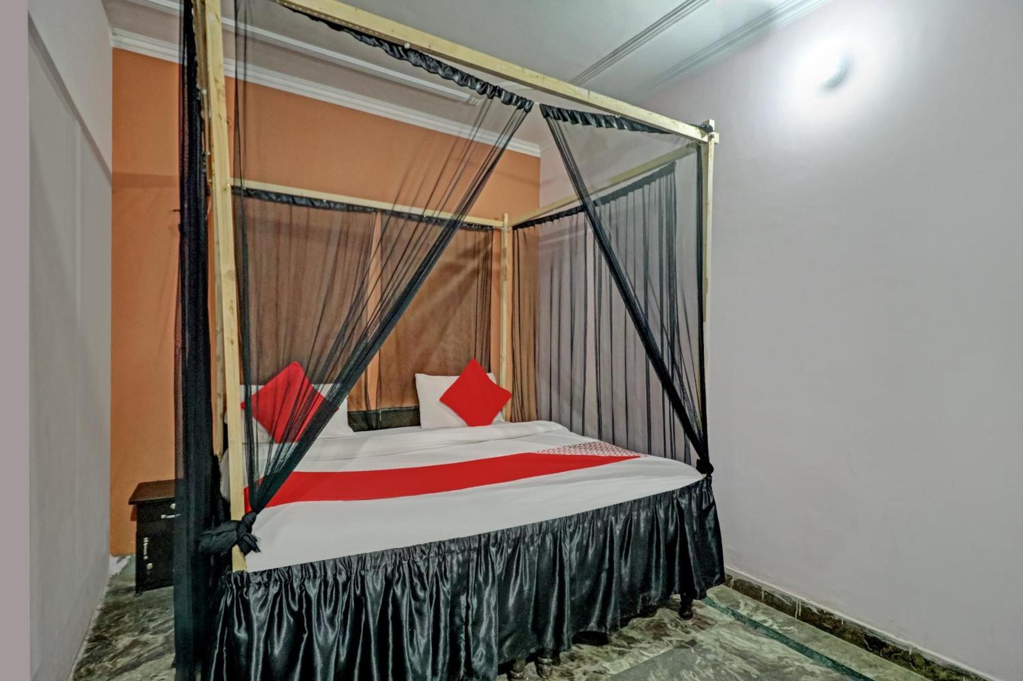 โอโย 73491 อาร์เจ วิลลา Hotel Indirapuram ภายนอก รูปภาพ